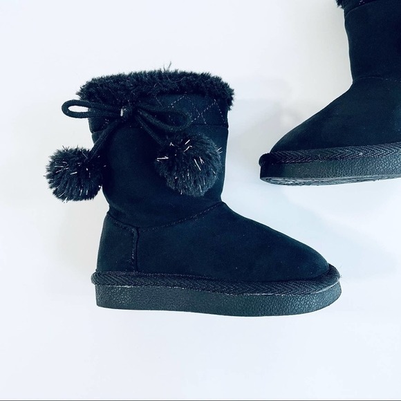 CITY Streets Baby Toddler Black Faux Fur Boots Size 5 Months Winter Girl - Picture 3 of 10